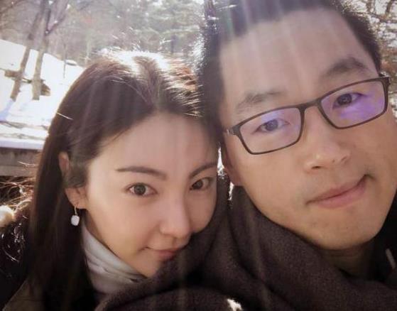 袁巴元为什么和张雨绮离婚
