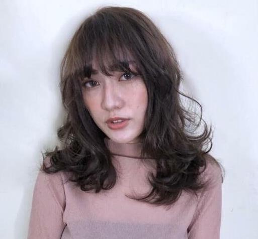 最显脸小的卷发有哪些