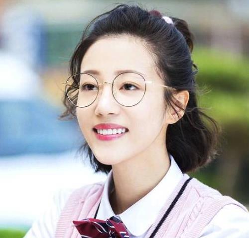 李溪芮为什么解约