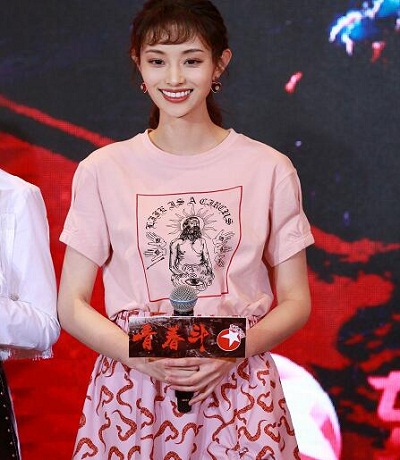 青春斗钱贝贝衣服穿搭介绍