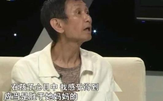毛晓彤的父亲是干什么的