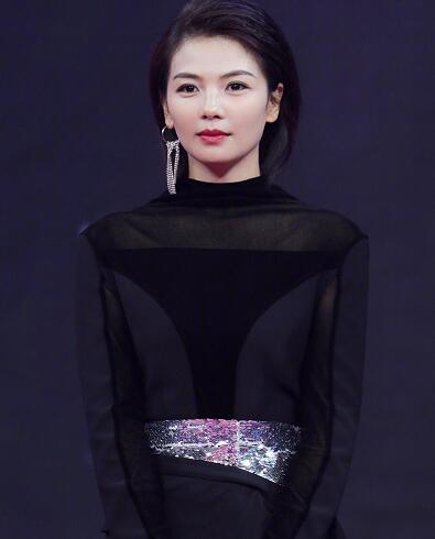 我们都要好好的发布会刘涛服装品牌
