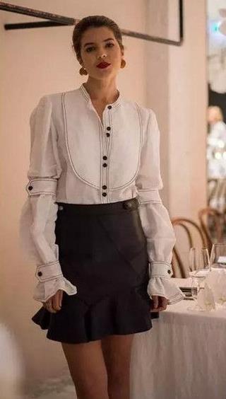 衬衫搭配什么裙子好看