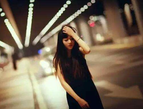 女生分手后想复合的暗示