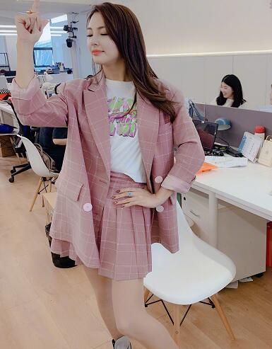 我和我的经纪人张雨绮同款西装品牌