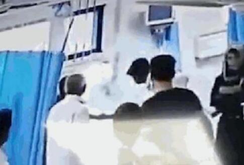 女子头部爆炸死亡