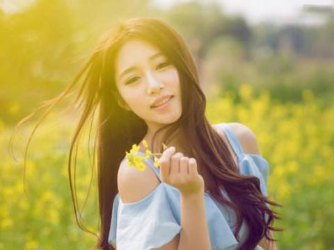 口述在车里下面被添