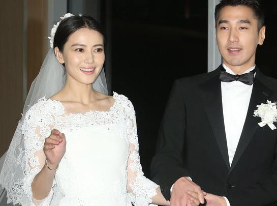 高圆圆生完孩子了吗