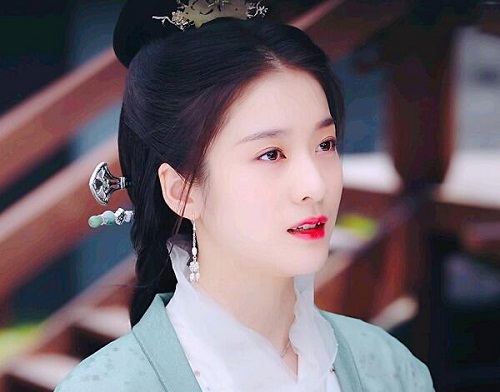 白发傅筹爱容乐吗