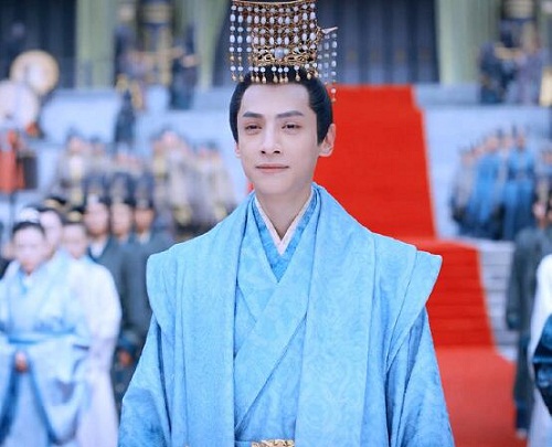 白发苻鸢为什么要杀容齐