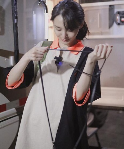 郑爽下班图同款衣服什么品牌