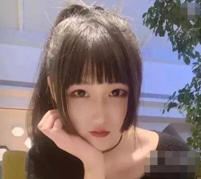 公主切发型怎么扎马尾