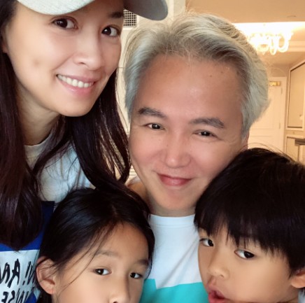 林瑞阳的头发为什么是白的