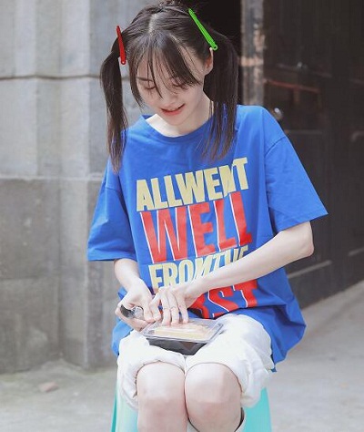 郑爽少女感T恤是什么品牌的