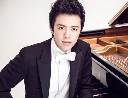李云迪郎朗哪个厉害