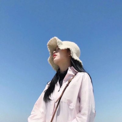 和学姐一起游泳