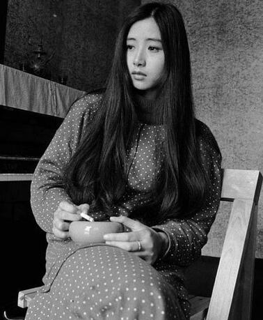 文艺风女生穿衣特点