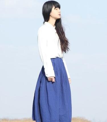 文艺风女生穿衣特点