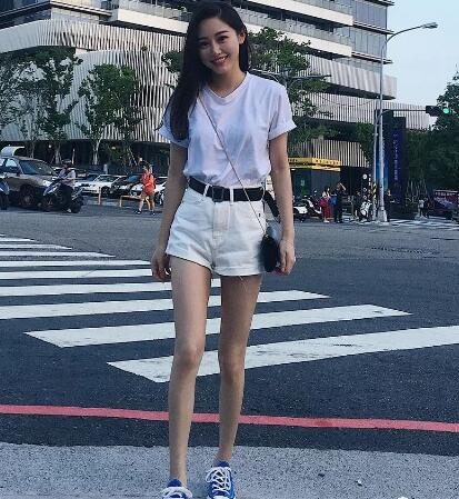女生夏日私服清爽穿搭技巧
