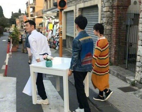 中餐厅杨紫针织衫品牌介绍