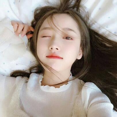 我和女邻居电梯里搞