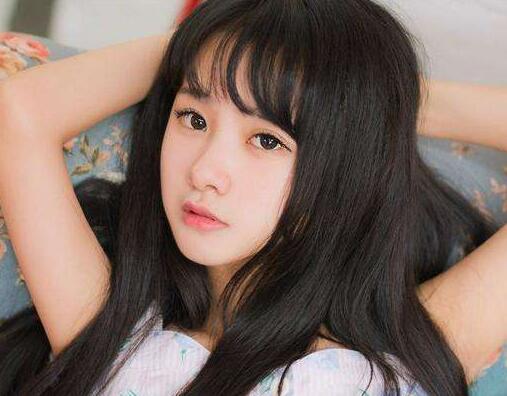 男生闻女生头发暗示什么