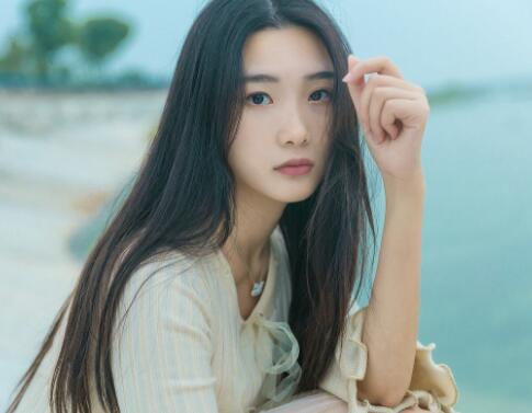 征服出租屋里的熟妇