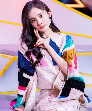 巅峰之夜杨幂同款毛衣什么牌子
