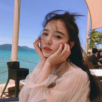 口述我与美女在宿舍性事