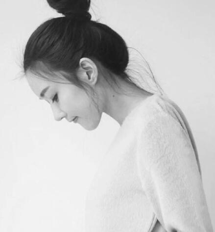 口述我与美女在宿舍性事
