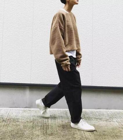 短发女生帅气穿搭