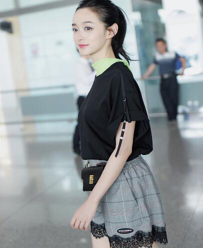 何泓姗同款私服单品介绍