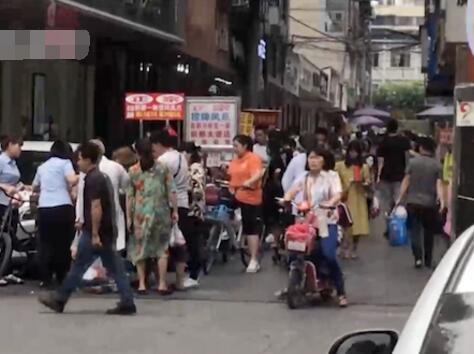 网红凤爪厕所烹煮