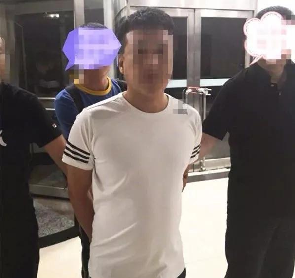 警方公布暴打细节