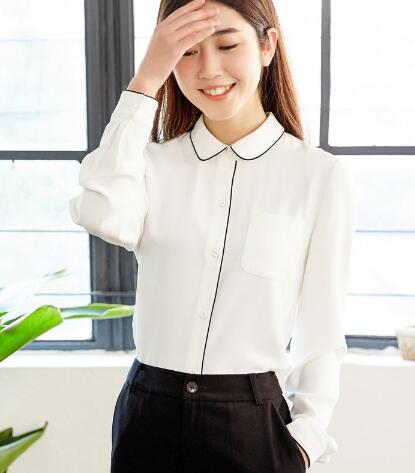 娃娃领衬衫怎么搭配裤子