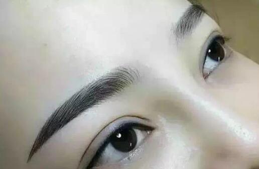 半永久眉会完全消失吗