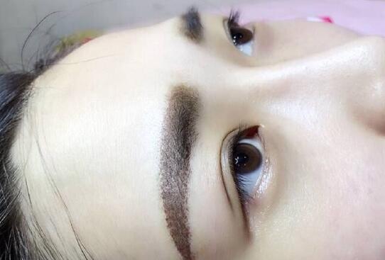 半永久眉会完全消失吗