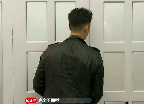 心动的信号2男四黄钲轩微博资料