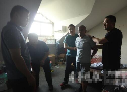 怀恨班主任杀死师母