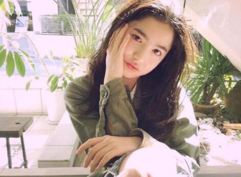 征服办公室的美女