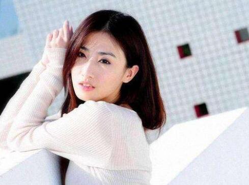 女生热聊后的冷淡期心理