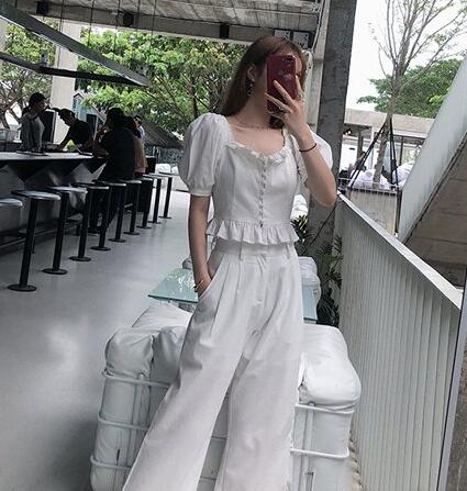 泡泡袖上衣怎么搭配