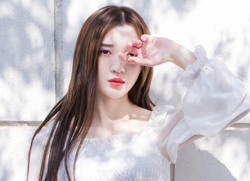 我的女友小依
