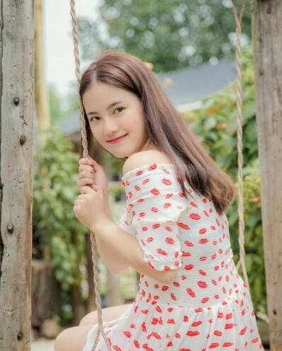 调教别人女友小静