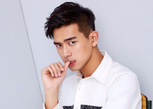 李现是哪家公司的艺人