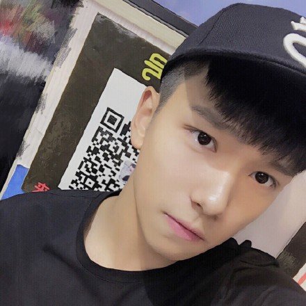 余承恩是哪个公司艺人