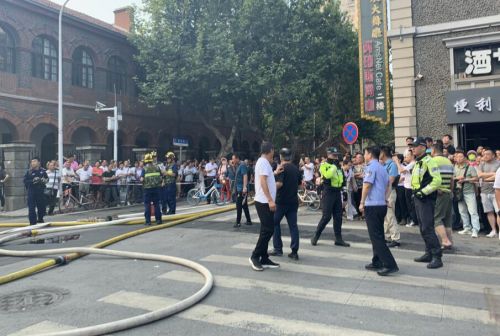 武汉江汉饭店失火