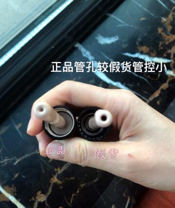 虫草粉底液真假