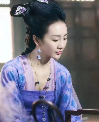 苍云古齿剑最后在吕归尘手里吗