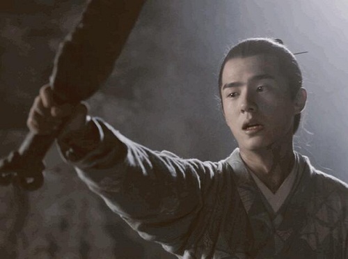 苍云古齿剑为什么选吕归尘
